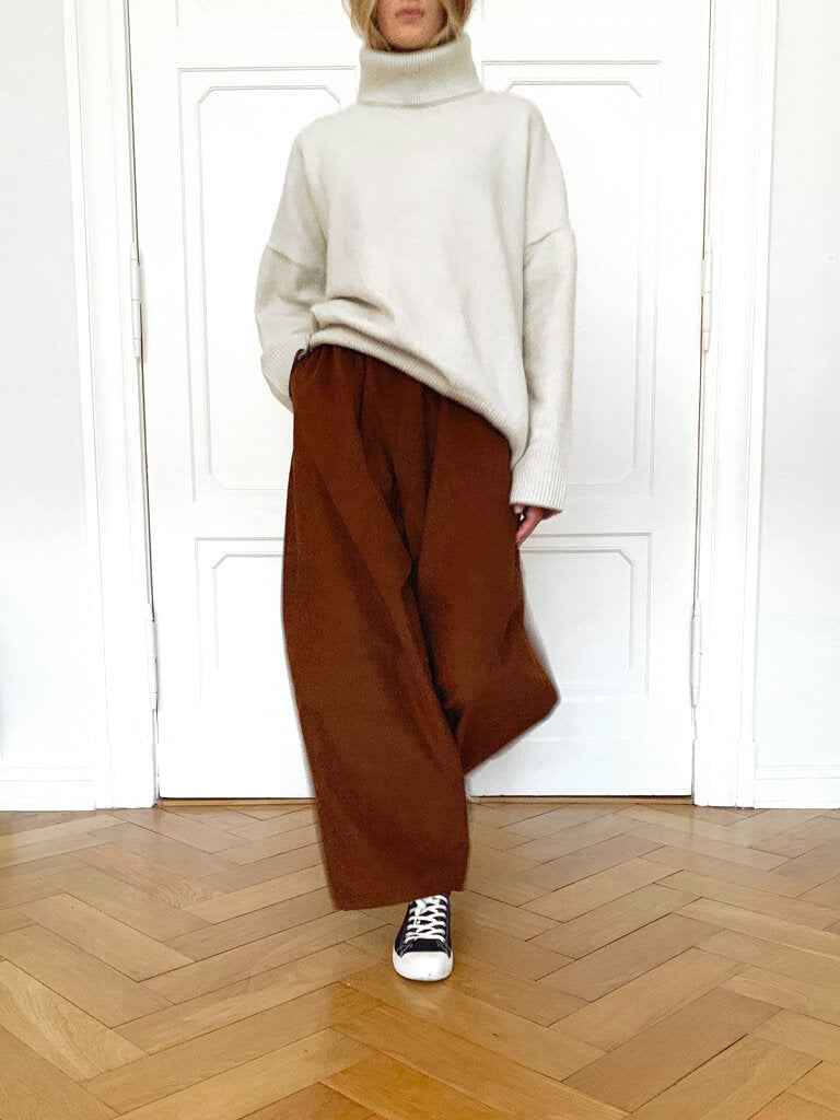 Les Moutons Noirs Pony Corduroy Trousers