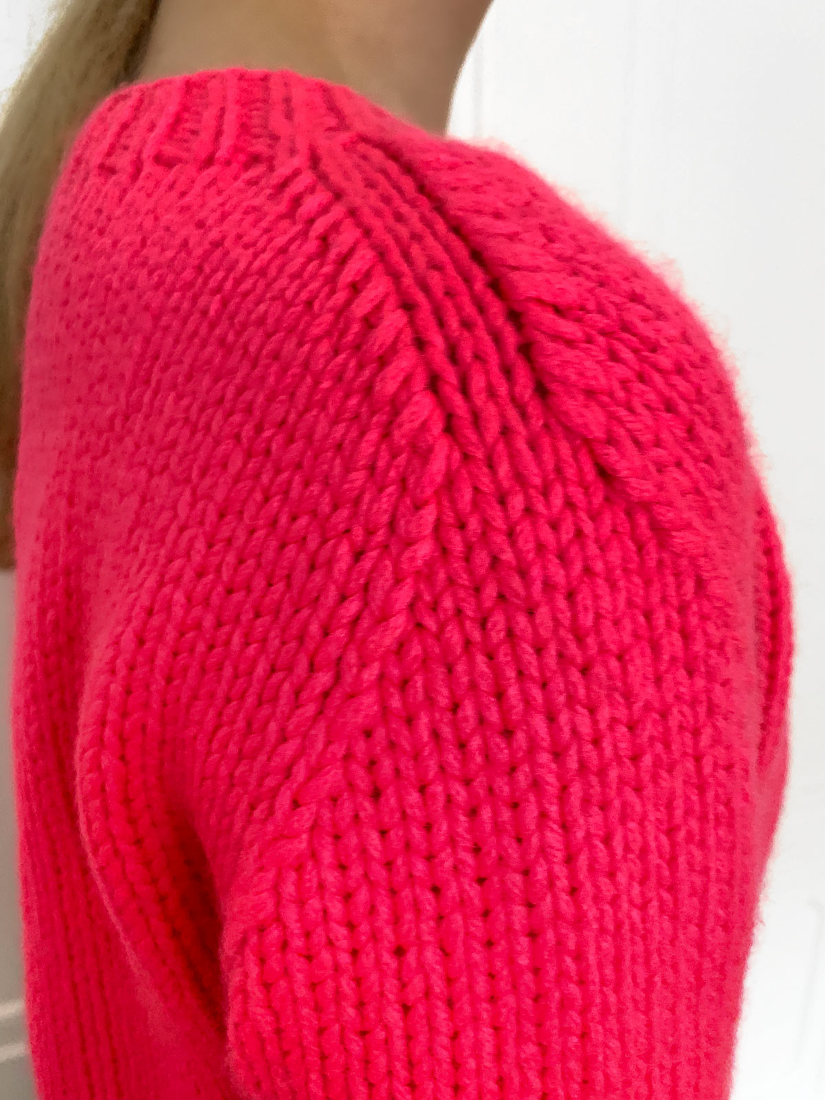 Wommelsdorff Tura Cashmere Round Neck Sweater